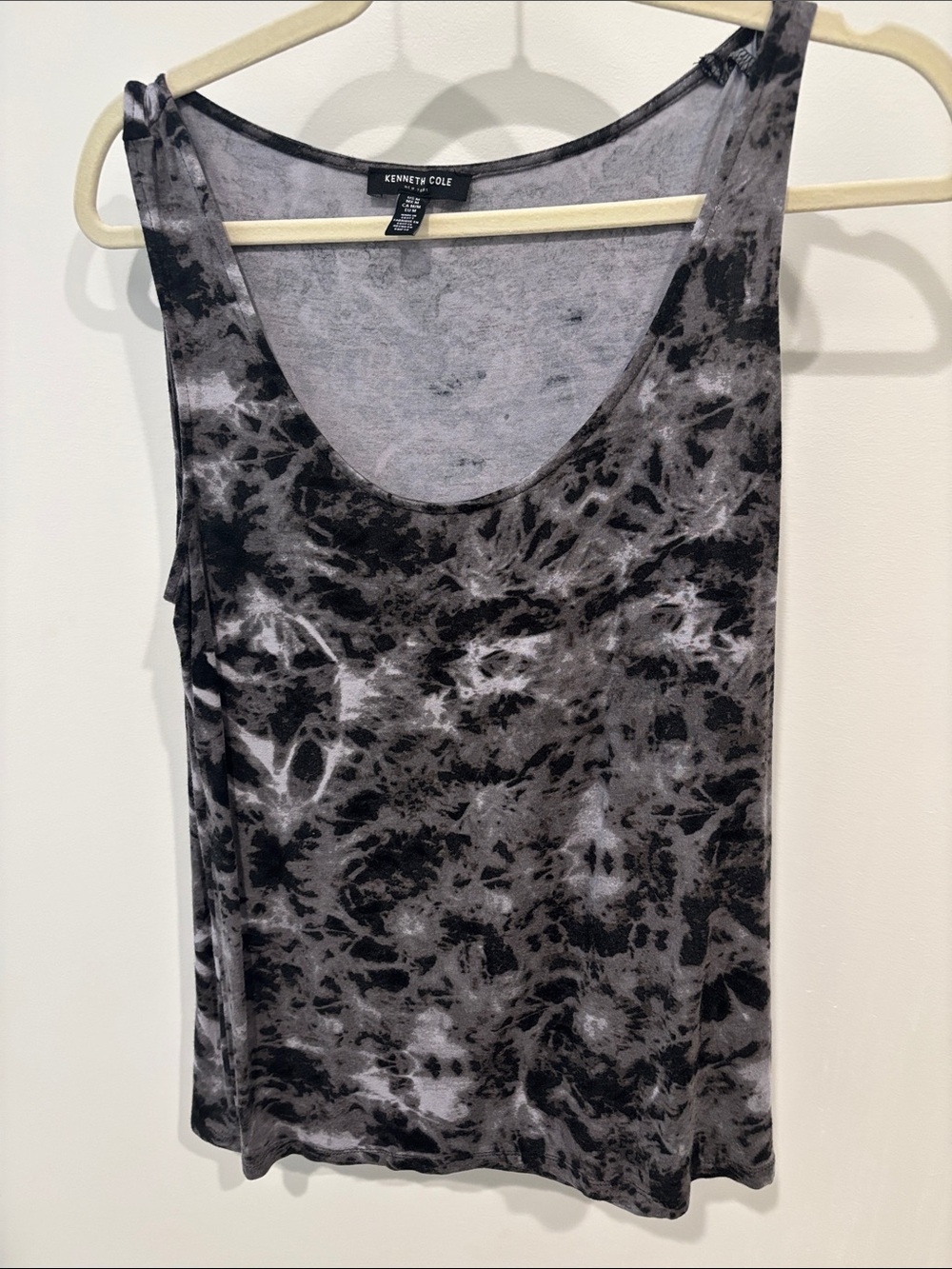 Kenneth Cole Gray & Black Tie-Dye Scoop Neck Tank